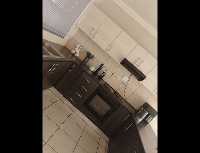 1 bed property to rent in RAVENSWOOD
